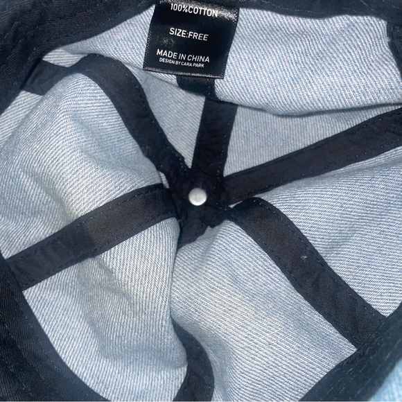 Urban brimless hat - Picture 4 of 5